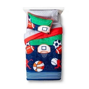 Circo 'Game On' Sports Quilt & Sham Set Twin VGUC